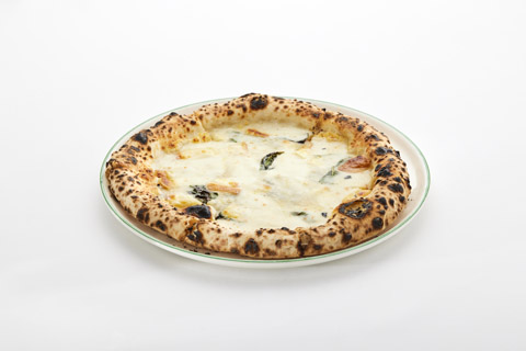 DÖRT PEYNİRLİ PİZZA