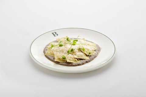 DÖRT PEYNİRLİ RAVİOİLİ